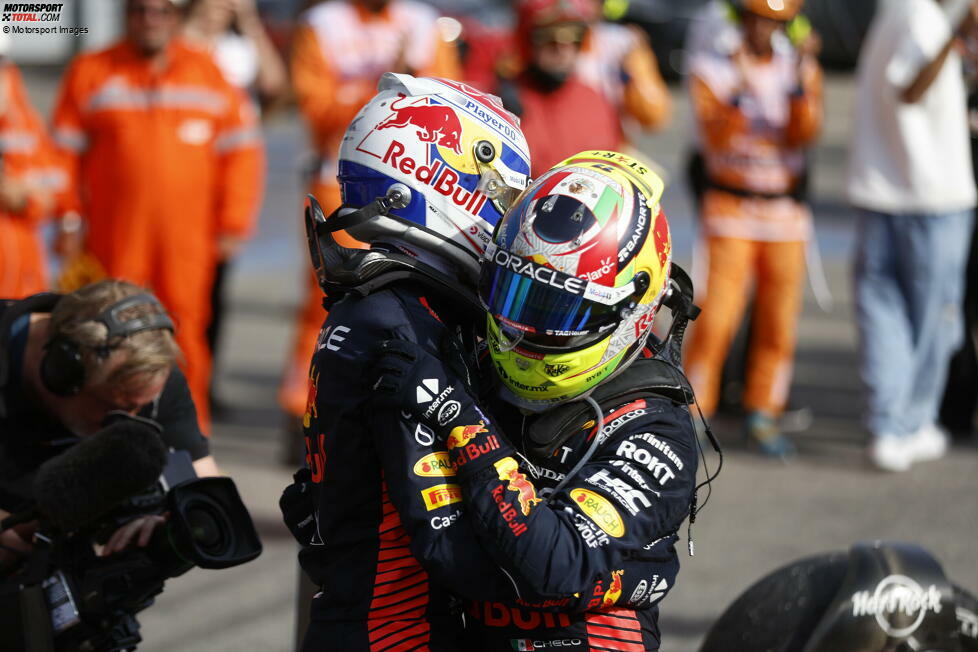 Sergio Perez (2): Machte genau das, was Red Bull von ihm erwartet: P2 hinter Verstappen holen. Im Qualifying noch zu langsam, dazu der Crash im Training am Freitag. Am Sonntag dann aber einige gute Manöver gezeigt und jetzt auf dem besten Weg, Vizeweltmeister zu werden. Genau das will sein Arbeitgeber von ihm sehen.