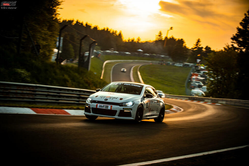 Ladies-Trophäe: Flavia Pellegrino Fernandes (asBest Racing; VW Scirocco - VT2-FWD) - 32 Punkte