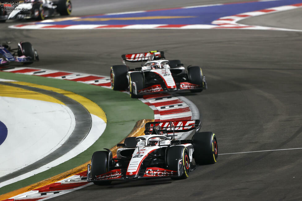 Kevin Magnussen (3): Phasenweise besser als Hülkenberg und (dank der besseren Strategie) am Ende sogar in den Punkten. Allerdings: P10 holte er nur, weil Albon von Perez abgeschossen wurde und Russell in der letzten Runde crashte. Von daher zwar eine gute 3, für eine bessere Note aber etwas zu wenig.
