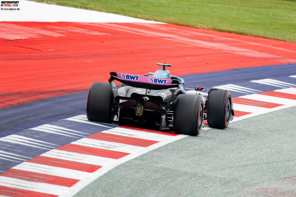 Esteban Ocon (5): Keine Einigkeit in der Redaktion, aber die Mehrheit war dafür, seine zahlreichen Tracklimit-Vergehen drastisch abzustrafen. Bekam nach dem Rennen, das ohnehin nicht überragend war, 30(!) Strafsekunden aufgebrummt. So oft war kein anderer Fahrer neben der Strecke.