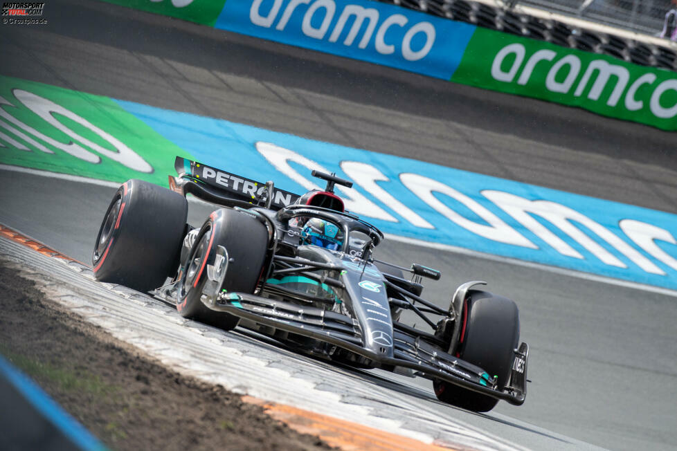 George Russell (3): Eine schwache 3, denn obwohl er mit P3 im Qualifying glänzte, traf er am Sonntag selbst die (falsche) Entscheidung, am Anfang nicht auf Intermediates zu wechseln. Das ruinierte sein Rennen. Dazu einmal fast abgeflogen und dann am Ende noch die Berührung mit dem McLaren, die sein Rennen quasi beendete.