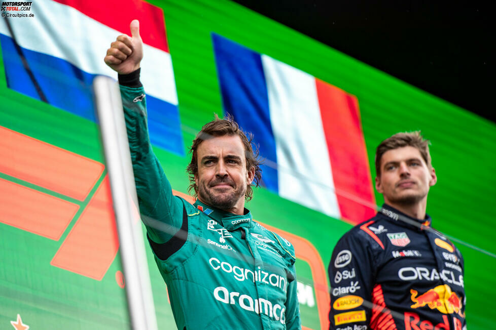 Fernando Alonso (1): Der offizielle Fahrer des Tages bekommt auch von uns die Bestnote. Abgesehen von P2 an sich war vor allem sein doppeltes Überholmanöver in Kurve 3 nach dem Start das Highlight, mit dem er den Grundstein für das Podium legte. Ließ sich auch von einem verpatzten Boxenstopp nicht aus der Ruhe bringen. Spitze!