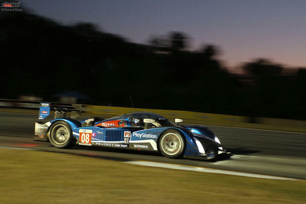 2010: Franck MontagnyStephane Sarrazin/Pedro Lamy - Peugeot 908 HDI FAP (394 Runden)