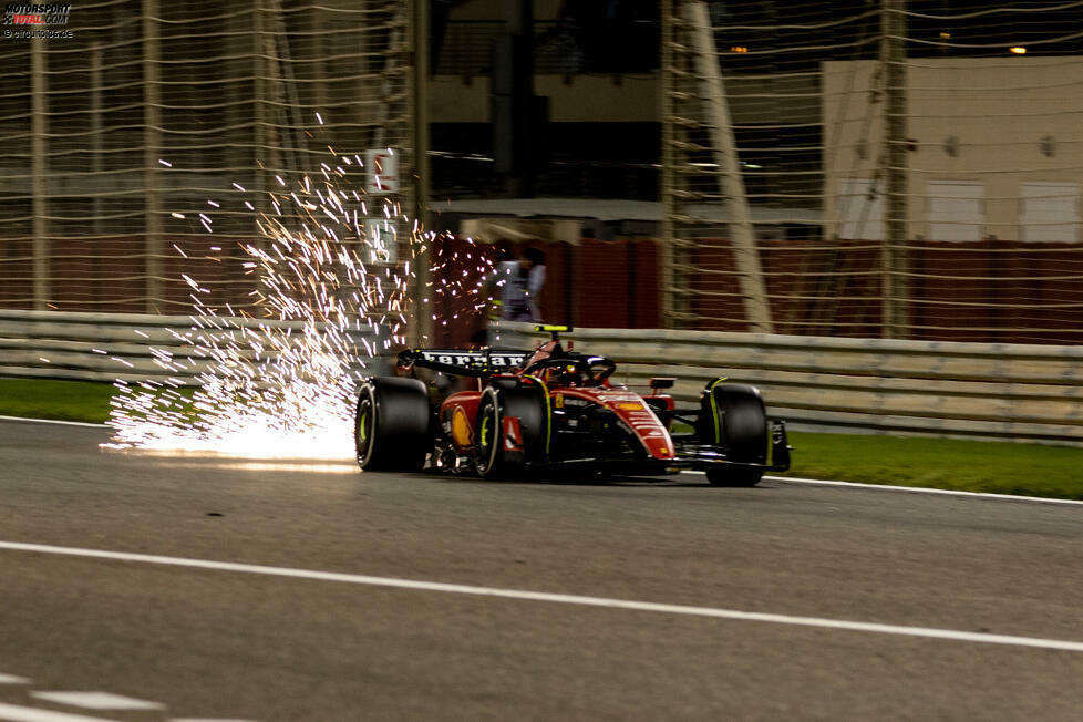 Carlos Sainz (3): Am ganzen Wochenende langsamer als Leclerc. Im Qualifying hinter dem Teamkollegen, obwohl er zwei Versuche in Q3 fahren durfte. Im Rennen dann ebenfalls ohne große Glanzpunkte. Hatte Glück, dass er am Ende nicht auch noch von Hamilton geschluckt wurde.
