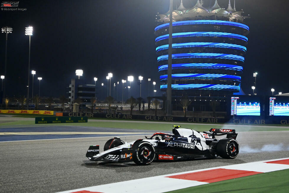 Yuki Tsunoda (3): Als Elfter fast in die Punkte gefahren, was im AlphaTauri keine Selbstverständlichkeit ist. Ein solider Auftritt des Japaners, der 2023 um seine Zukunft in der Formel 1 fährt. Dafür muss er den Teamkollegen im Griff haben, was zumindest in Bahrain klappte. Für eine 2 war es der Mehrheit der Redaktion aber zu wenig.
