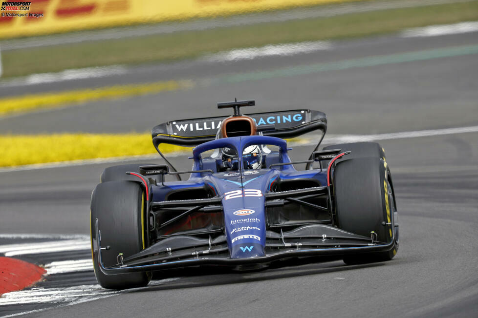 Alexander Albon (2): P8 im Williams vor beiden Ferraris, deshalb gab es in der Redaktion Stimmen, die für eine 1 argumentiert haben. Am Ende verpasst Albon die Bestnote knapp, obwohl er inzwischen bei elf WM-Punkten steht - und Williams damit im Alleingang auf P7 in der Konstrukteurs-WM brachte.