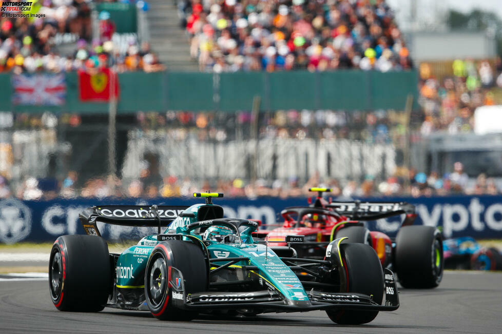 Fernando Alonso (3): Dass er mit P7 sein schlechtestes Saisonergebnis einfuhr, das lag auch an der generell schwächeren Performance von Aston Martin in Silverstone. Ohne Safety-Car wäre er wohl sogar noch weiter hinten gelandet. Für eine 2 war das der Mehrheit der Redaktion aber auch von ihm persönlich zu wenig.