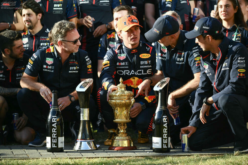 Max Verstappen (2): Keine 1 dieses Mal für den Weltmeister, weil er sich im Qualifying einmal den Frontflügel kaputtfuhr, den Start verlor und danach nicht so schnell an Norris vorbeikam. Meckern auf hohem Niveau, aber für die Mehrheit der Redaktion keine 1er-Leistung.