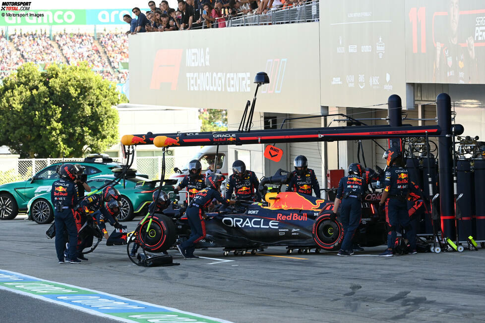 Sergio Perez (5): Auch der Mexikaner kratzte dieses Mal an der Grenze zur 6. Die fast acht Zehntel Rückstand auf den Teamkollegen im Qualifying kann man noch damit erklären, dass Verstappen einen Sahnetag hatte. Die Aktion gegen Magnussen im Rennen war allerdings komplett unnötig. Dazu die Strafe hinter dem Safety-Car.