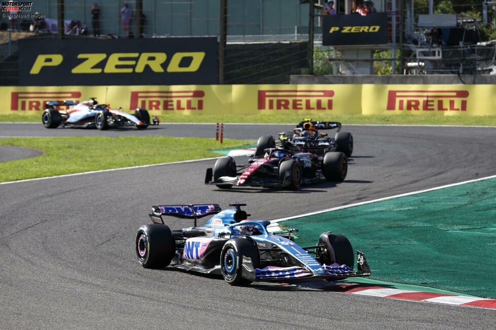 Esteban Ocon (3): Nur P14 im Qualifying, im Rennen dann nach einem Zwischenfall am Start noch auf P9 gefahren, wobei Alpine gleich zweimal die Positionen der beiden Fahrer tauschte. Brachte am Ende aber nichts. Reicht unterm Strich für eine 3, in Singapur wirkte er zuletzt allerdings stärker.