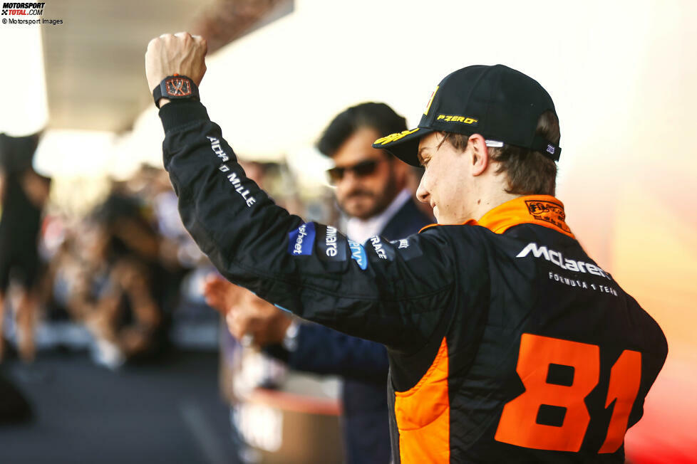 Oscar Piastri (2): Qualifying super, im Rennen jedoch klar langsamer als der Teamkollege. Auf dem Papier sieht das erste Formel-1-Podium gut aus, aber faktisch sagt auch er selbst, dass es nicht sein bestes Rennen war. Es gibt zwar die 2 von uns, aber die Tendenz geht wegen der durchwachsenen Rennpace eher nach unten als nach oben.