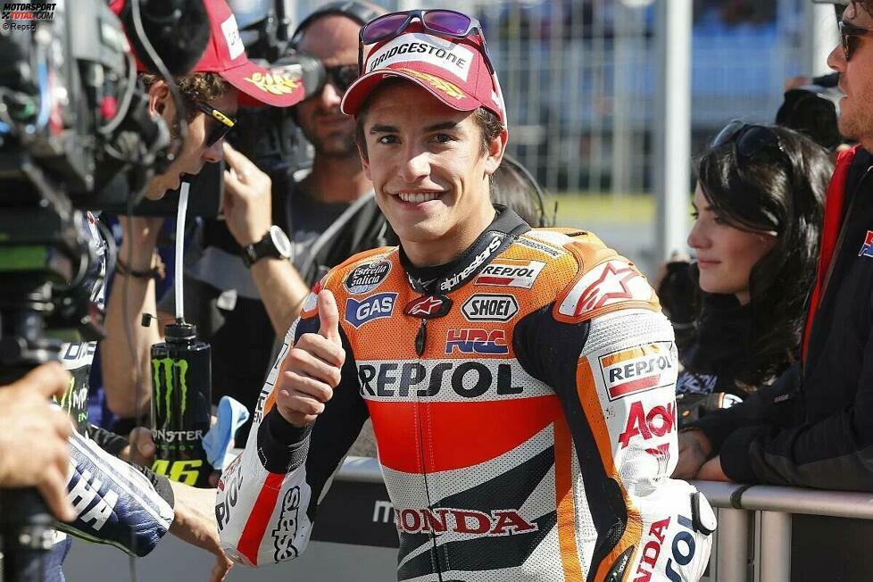 Doch eine Disqualifikation von Marquez in Australien macht den Titelkampf noch einmal spannend. Zum ersten Mal seit 2006 fällt die Entscheidung beim Saisonfinale in Valencia. Am Ende reicht Marquez ein dritter Platz, um sich zum jüngsten MotoGP-Weltmeister zu krönen.

WM-Endstand: Marquez 334, Lorenzo 330, Pedrosa 300