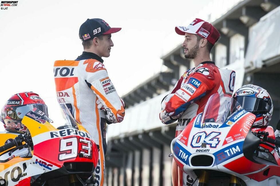 Mit einem Sieg am Sachsenring zieht Marquez dann aber am Italiener vorbei. In der Folge wechseln sich beide an der Spitze ab. Vor dem letzten Saisonrennen in Valencia liegt Marquez mit 21 Punkten Vorsprung vorn. Beide Fahrer haben jeweils sechs Rennen gewonnen.