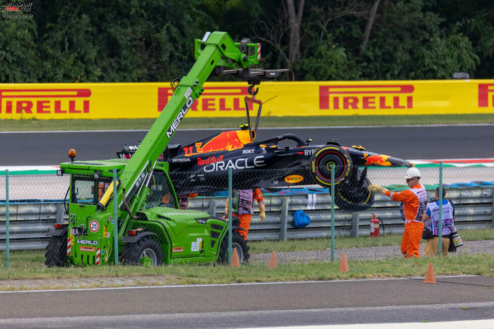 Sergio Perez (3): Sein Wochenende ging mit dem Crash zu Beginn von FT1 nicht gut los, P9 im Qualifying war auch wieder nix. Immerhin: Gute Aufholjagd im Rennen und am Ende zumindest ein Podium, was im Red Bull aber eigentlich auch das Minimalziel sein sollte. Ordentliche Schadensbegrenzung, mehr nicht.