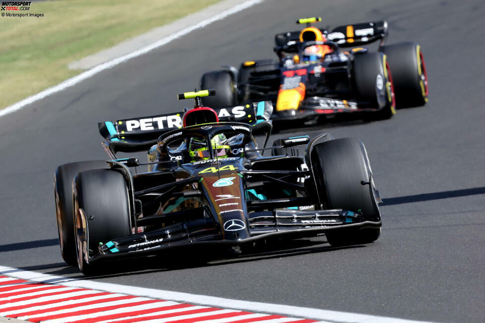 Lewis Hamilton (2): Stellte den Mercedes laut Toto Wolff mit einer 