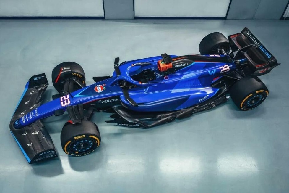 Williams präsentiert den FW45 für die Formel-1-Saison 2023 bei einem Shakedown in Silverstone