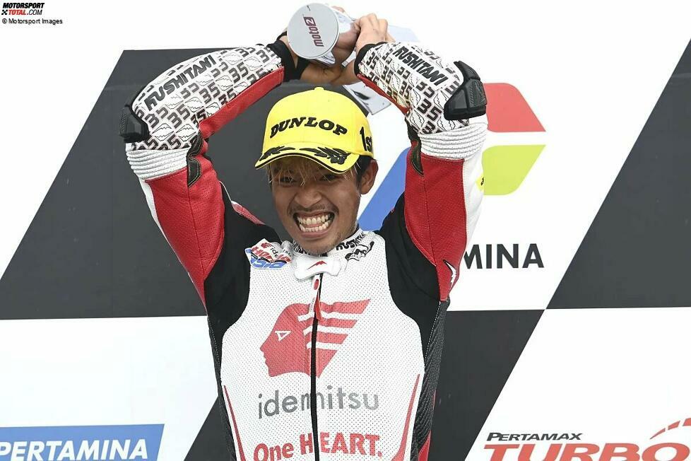 Seinen ersten Moto2-Triumph feiert Chantra im Frühjahr 2022 am Indonesien-Wochenende in Mandalika (Foto). Sein zweiter Sieg gelingt im Herbst 2023 am Japan-Wochenende in Motegi. 2023 ist auch das Jahr, in dem er die WM auf dem sechsten Gesamtrang abschließt.