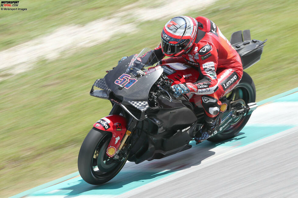 Ducati legt das Augenmerk auf die Seitenverkleidung, wie bei Testfahrer Michele Pirro deutlich zu sehen ist.