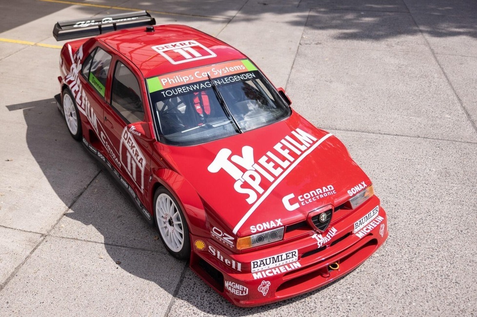 Der Alfa Romeo 155 V6 TI von Christian Danner aus der Saison 1994 zählt zu den spektakulärsten DTM-Boliden aller Zeiten. Jetzt durch die Bilder klicken!