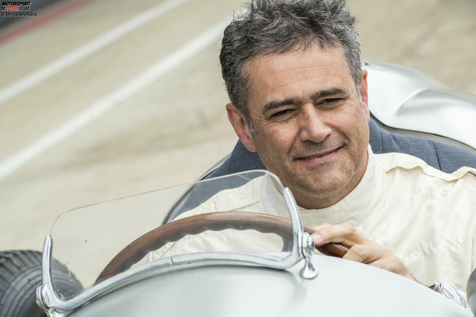 Heute ist Wendlinger verheiratet und zweifacher Familienvater. Und der Faszination Automobilsport treu geblieben. Als Markenbotschafter für Mercedes-AMG.