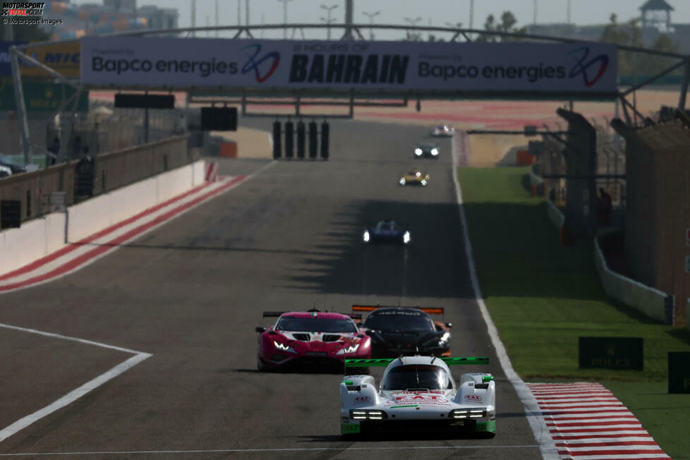 Auf dem Bahrain International Circuit steigt das Finale der WEC. Die Longruns-Analyse verspricht Spannendes, unter anderem einen stark aufgelegten Proton-Porsche.
