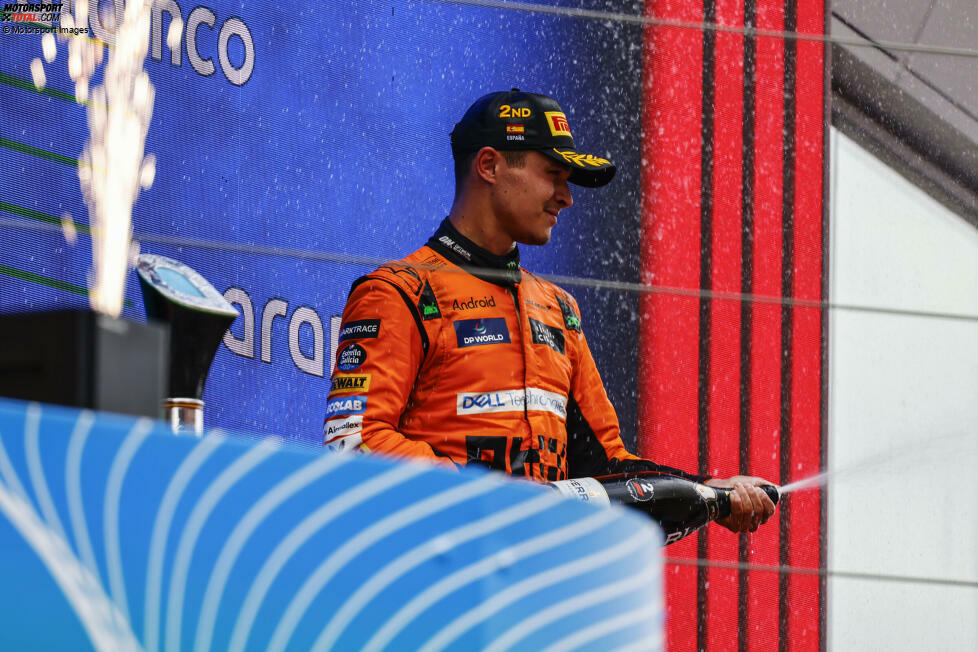 Lando Norris (Redaktion: 2) - Obwohl der Brite insgesamt ein starkes Wochenende fuhr, reicht es deshalb auch bei uns nicht zur Bestnote. Wer im schnellsten Auto nicht gewinnt, der bekommt eben keine 1 - auch wenn der Start nicht komplett verunglückt war. Aber das reichte eben aus, um das Rennen am Ende zu verlieren.