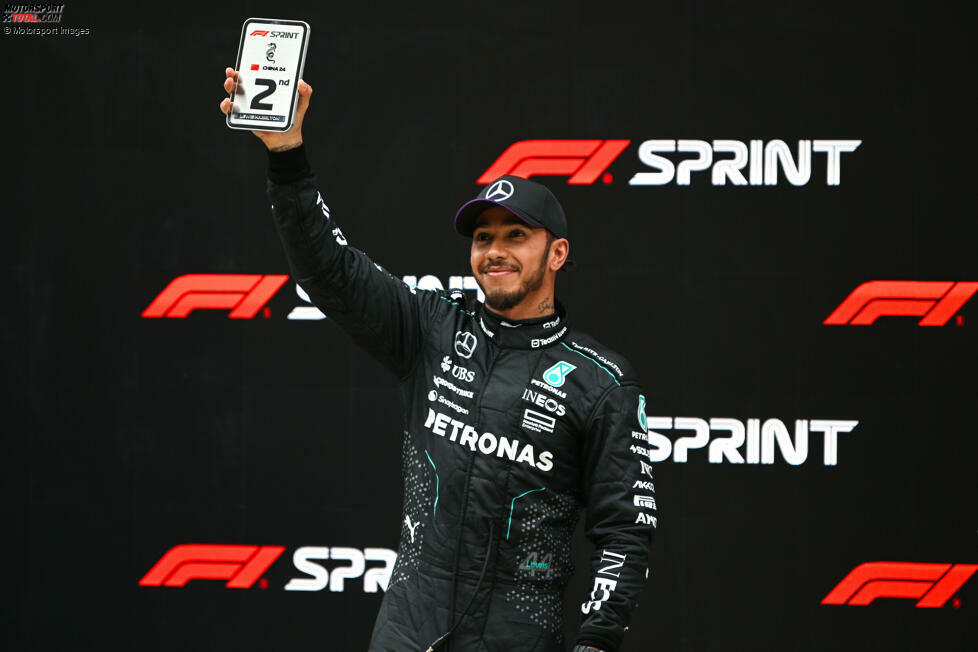 Lewis Hamilton (Redaktion: 4) - Bei uns gehen die Meinungen auseinander. So gut sein Sprint war, so schlecht war danach sein Qualifying und damit die Ausgangslage fürs Rennen. Und weil der Sprint nur einen kleineren Teil der Note ausmacht, reicht es bei uns unterm Strich nicht mehr zur 3.