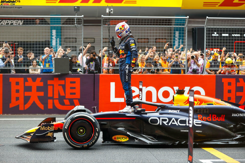 Max Verstappen (Redaktion: 1) - Hier sind wir mit unserem Experten einer Meinung. Einziger Makel war das Sprint-Qualifying, das aber nur so einen kleinen Teil der Gesamtnote ausmacht, dass es mit (überlegenem) Sieg im Sprint, Poleposition und Sieg im Rennen natürlich trotzdem noch zur Bestnote reicht.