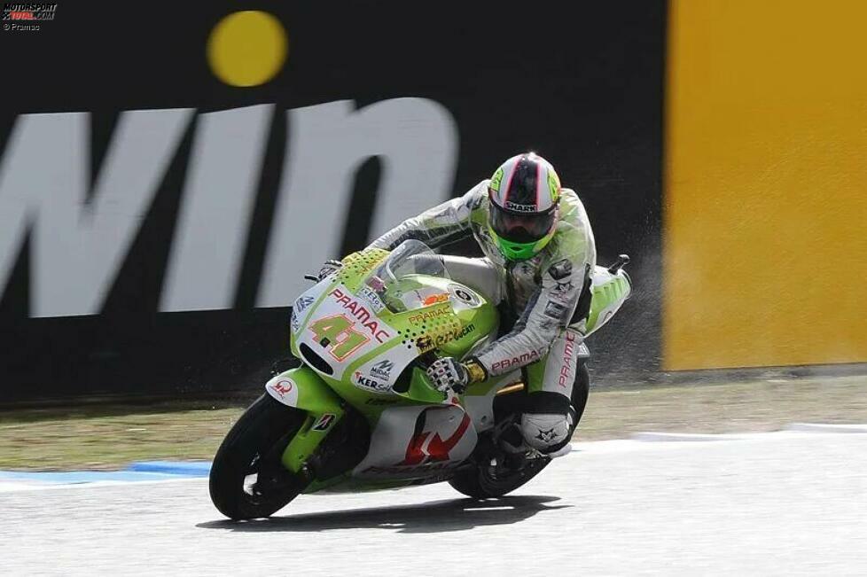 Dass er in der WSBK mit Ducati so konkurrenzfähig ist, beschert Checa auch eine Rückkehr in die MotoGP. 2010 ersetzt er für die zwei letzten Rennen Mika Kallio bei Pramac. Doch er stürzt in Portugal und holt in Valencia nur einen Punkt.
