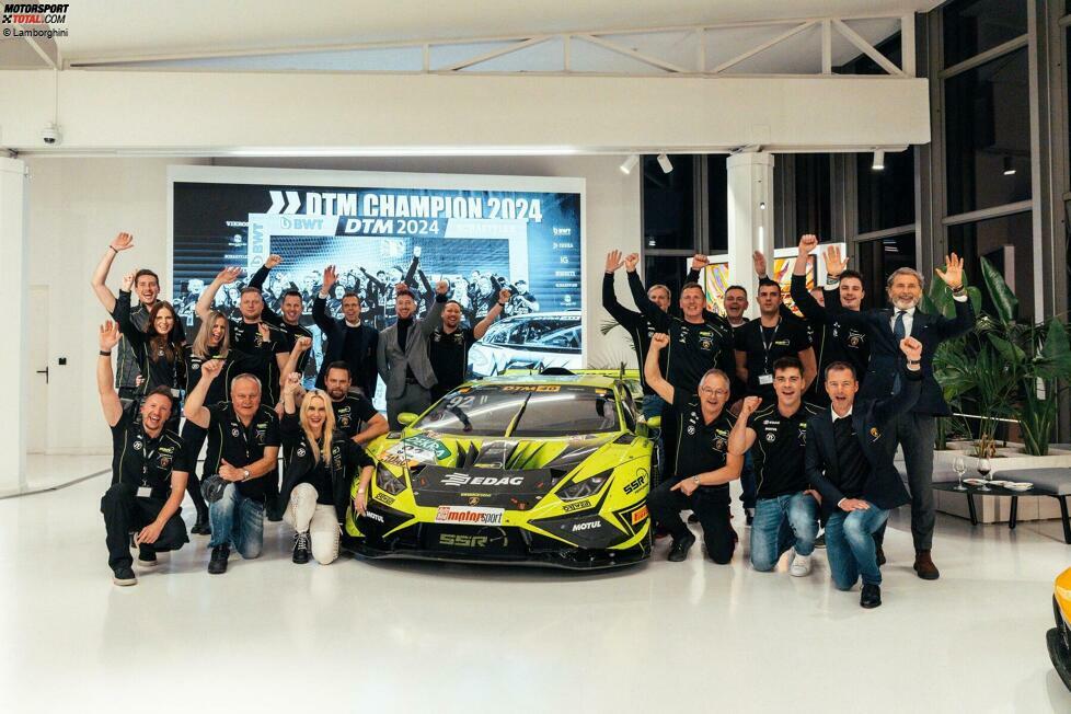 SSR-Gruppenbild mit Rouven Mohr, Stephan Winkelmann und Stefan Gugger (vorne rechts), der lange bei Audi war und seit Mai bei Lamborghini als Rennsport-Entwicklungsleiter agiert.