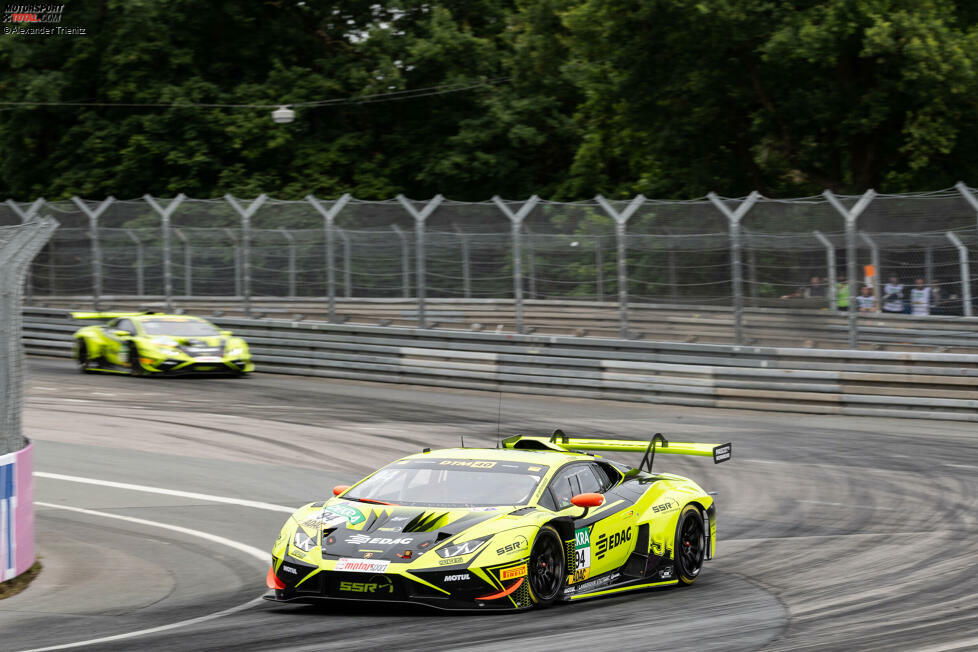 SSR Performance: Das Lamborghini-Meisterteam ist das ganz große Fragezeichen der Saison 2025. Glaubt man den Gerüchten, steigt das Team aus, aber auch ein Verbleib ist nicht komplett auszuschließen. Das Team hat jedenfalls festgelegt, dass man bei einem Verbleib dem Lamborghini treu bleibt und eine Option auf Meister Mirko Bortolotti hat.
