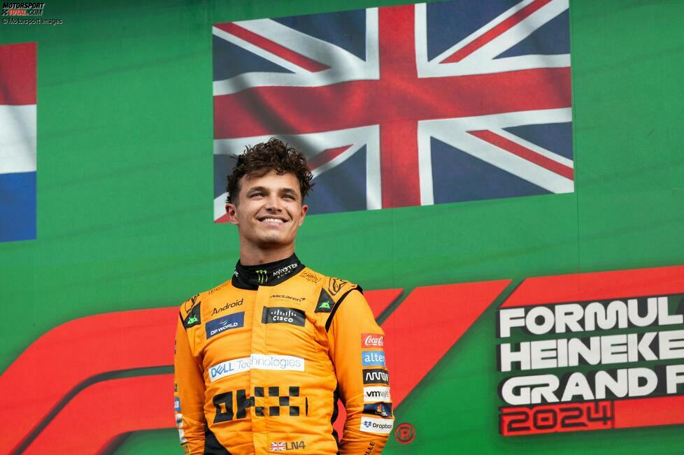 15. Niederlande: Totale Dominanz von Norris. Der Brite gewinnt erstmals seit Spanien wieder einen Grand Prix und baut seine WM-Führung auf Leclerc aus, der aber Zweiter wird. Mittlerweile scheint McLaren aber auf den Titel gepolt zu sein. Stand: 1. Norris (266), 2. Leclerc (220), 3. Piastri (204), 4. Sainz (198), 5. Perez (181).