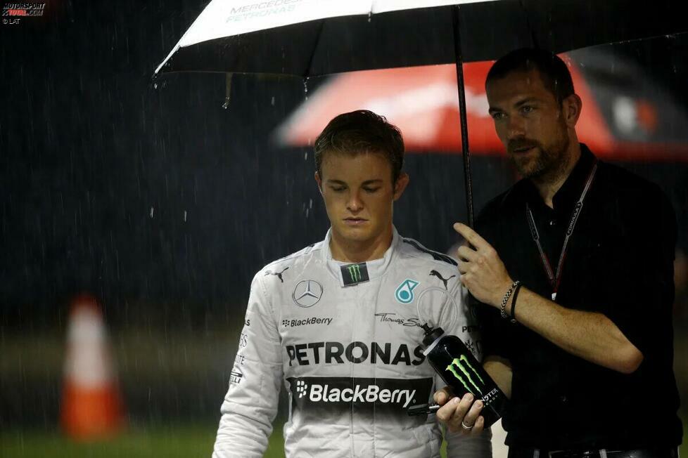 9. Nico Rosberg (Mercedes) beim Großen Preis von Singapur 2014 - Grund: Lenkrad