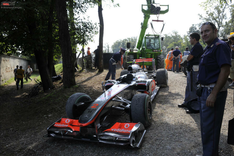 16. Lewis Hamilton (McLaren) beim Großen Preis von Italien 2010 - Grund: Unfall