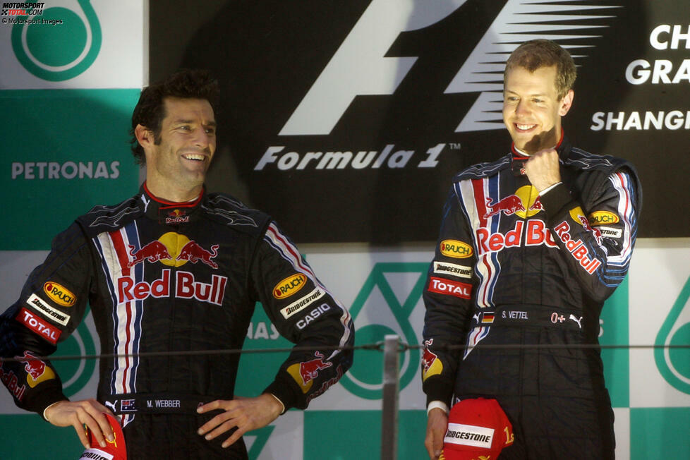31 Doppelsiege: Red Bull - Schon der erste Red-Bull-Sieg in der Formel 1 ist ein Doppelsieg, weil Sebastian Vettel 2009 den China-Grand-Prix vor Mark Webber gewinnt. Das Duo holt weitere 15 Mal die Positionen eins und zwei für Red Bull.