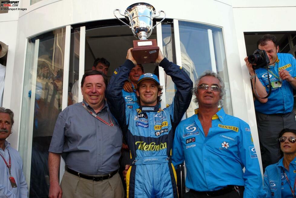 Jarno Trulli (Italien): Renault-Fahrer Trulli siegt 2004 beim Formel-1-Klassiker in Monaco, sehr zur Freude von Renault-Boss Patrick Faure (li.) und Teamchef Flavio Briatore (re.). Trotzdem verliert Trulli am Jahresende sein Cockpit.