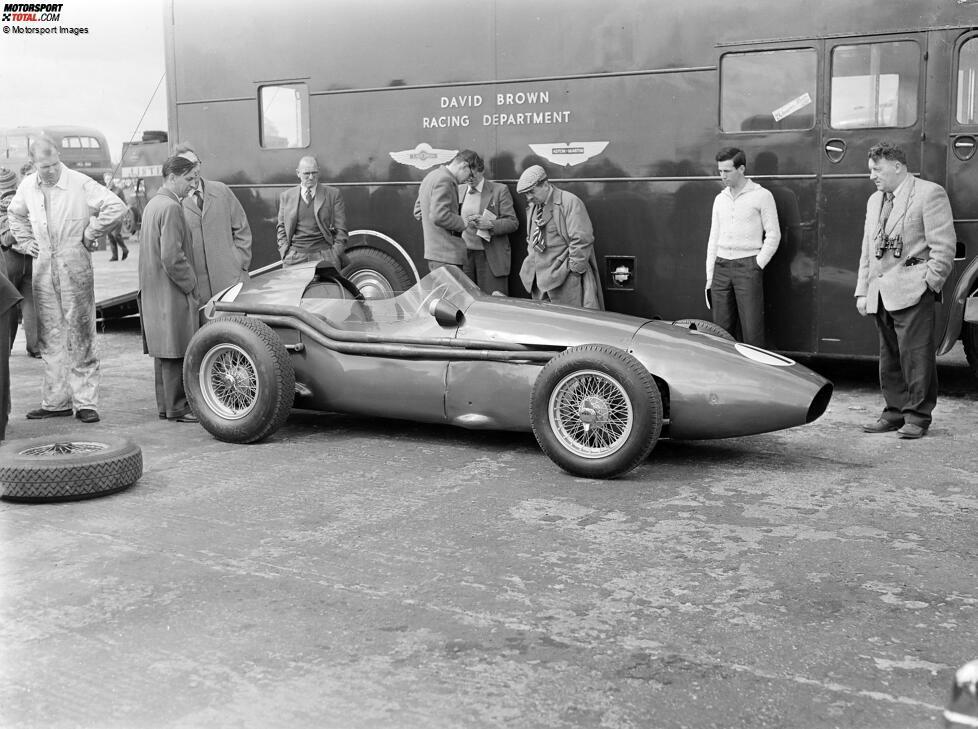 Aston Martin: 1959 ist erstmals ein Fahrzeug der britischen Traditionsmarke in der Formel 1 gemeldet. Der DBR4 aber bestreitet nur wenige Rennen - und Aston Martin zieht sich bald darauf für Jahrzehnte aus der Formel 1 zurück. Und der wahre Ursprung des aktuellen Teams ...