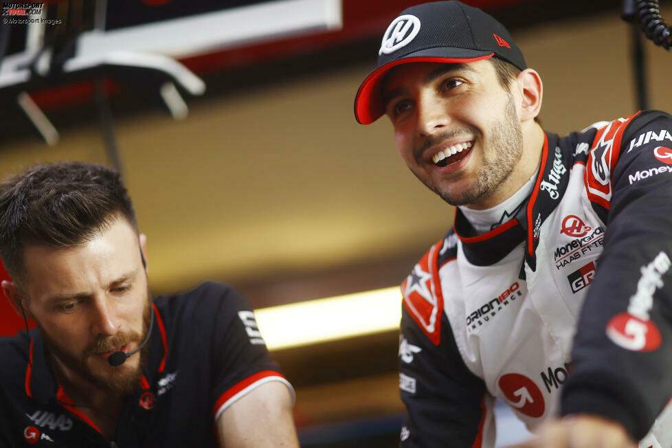 Esteban Ocon im Haas-Outfit: Anders als die anderen bereits genannten Fahrer kann Ocon schon in voller Haas-Montur testen.