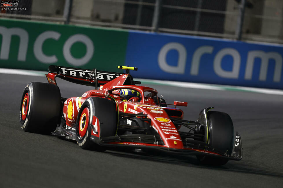 Als Ersatzmann für Ferrari-Stammfahrer Carlos Sainz, der kurzfristig eine Blinddarm-Operation braucht, steigt Bearman ab dem dritten Freien Training ein. Im Qualifying überzeugt er auf Anhieb als Elfter, im Rennen wird er Siebter.