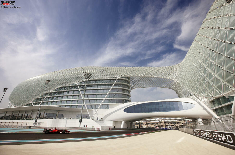 Abu Dhabi (2008-09, 2014-24) - Nicht nur die Rennstrecke hat man sich einiges kosten lassen, auch der Platz im Formel-1-Kalender ist erkauft: Abu Dhabi will mit seiner Fahrt in die Dunkelheit den Schlusspunkt setzen im Jahr. Inzwischen ist der Yas Marina Circuit schon die Nummer eins: Nirgendwo sonst war häufiger das Finale!