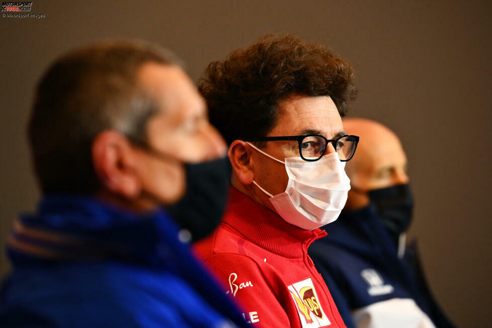 ... seit 2021 ihre Position verloren oder aufgegeben haben. Dazu zählen auch - von links nach rechts - Günther Steiner (Haas), Mattia Binotto (Ferrari) und Franz Tost (AlphaTauri).