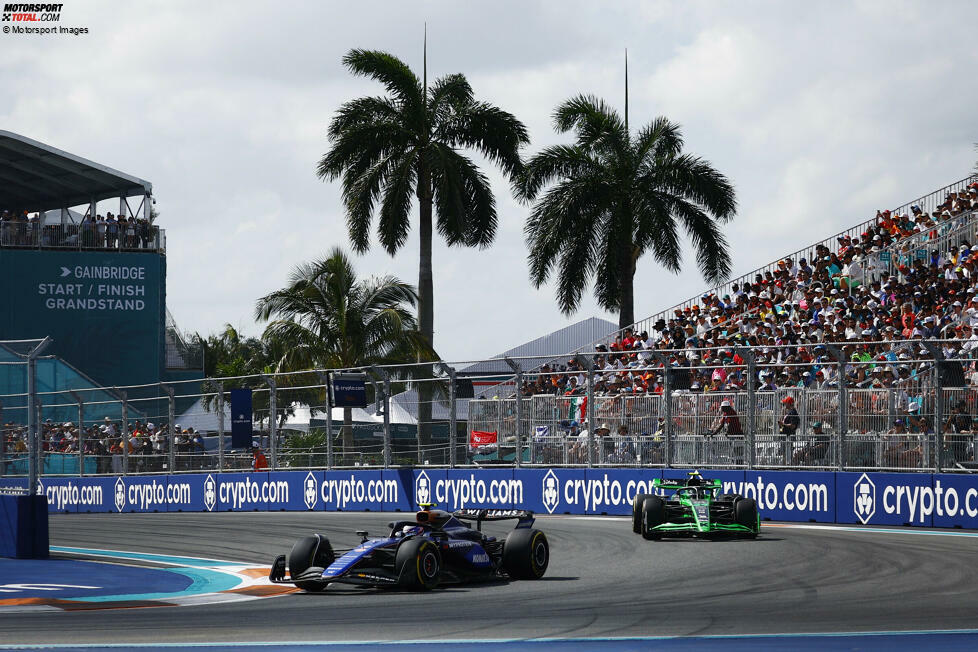6. Miami, USA (4. Mai 2025) - Der Kurs rund um das Hard Rock Stadium in Miami war 2022 zum ersten Mal Teil des Formel-1-Kalenders und hat die Anzahl der US-Rennen verdoppelt - mittlerweile sind es allerdings schon drei. Für Aufsehen sorgte vor allem der künstlich angelegte Jachthafen.