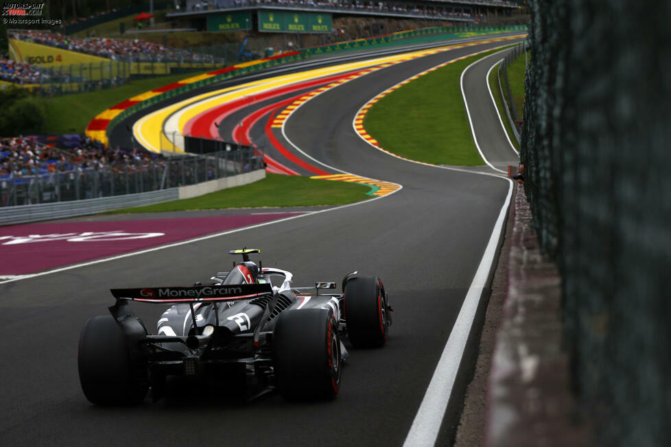 13. Spa-Francorchamps, Belgien (27. Juli 2025) - Der Klassiker rund um die berüchtigte Eau-Rouge-Kurve liegt 2025 vor die Sommerpause. Der Umbau 2022 hat die Strecke wieder etwas herausfordernder gemacht und zahlreiche Kiesbetten reinstalliert. Michael Schumacher feierte in seinem 