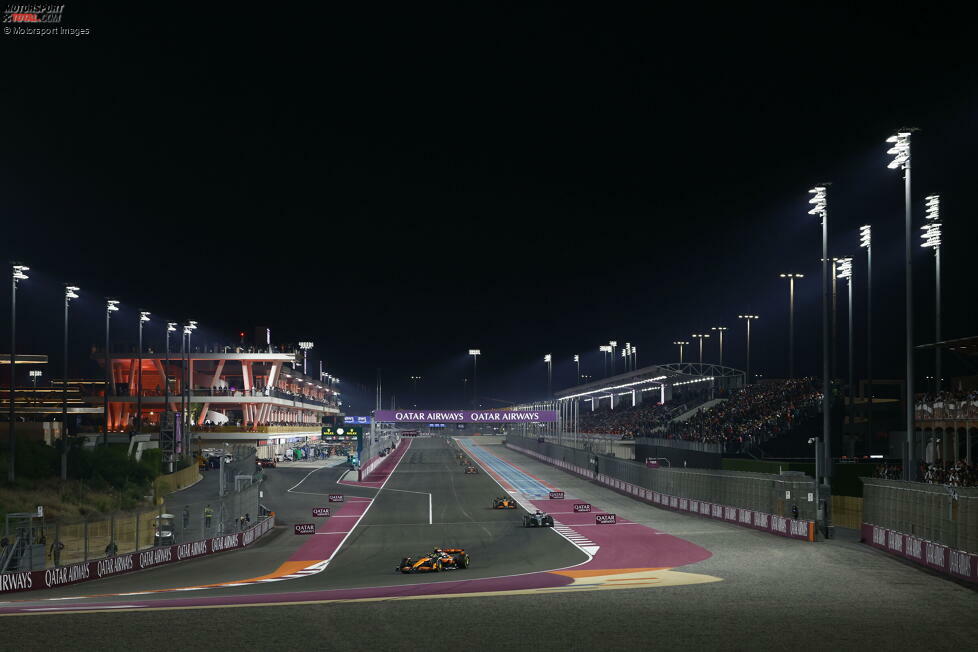 23. Losail, Katar (30. November 2025) - 2021 fuhr die Formel 1 einmal in Katar, doch seit 2023 ist das Rennen regulär im Kalender. Das Comeback des Landes der Fußball-WM 2022 ist langfristig angelegt, allerdings soll Doha bald durch eine neue Megastrecke in Qiddiya abgelöst werden.
