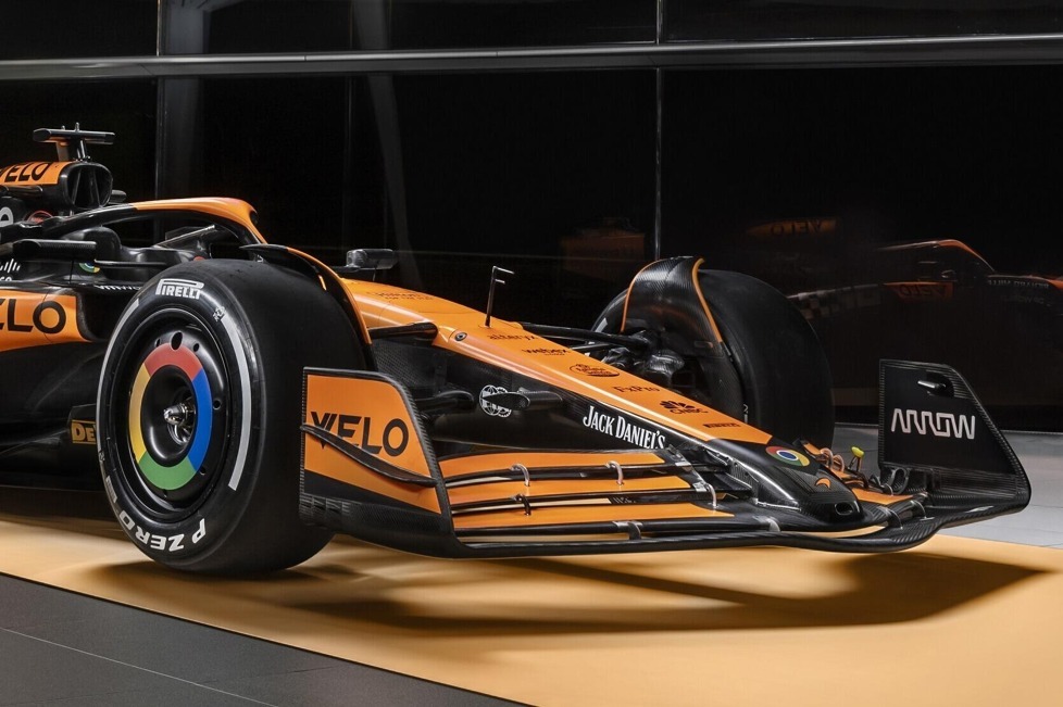 Erste Bilder und Informationen zum neuen McLaren MCL38 von Lando Norris und Oscar Piastri, die damit in der Formel 1 2024 weitere Fortschritte erzielen sollen