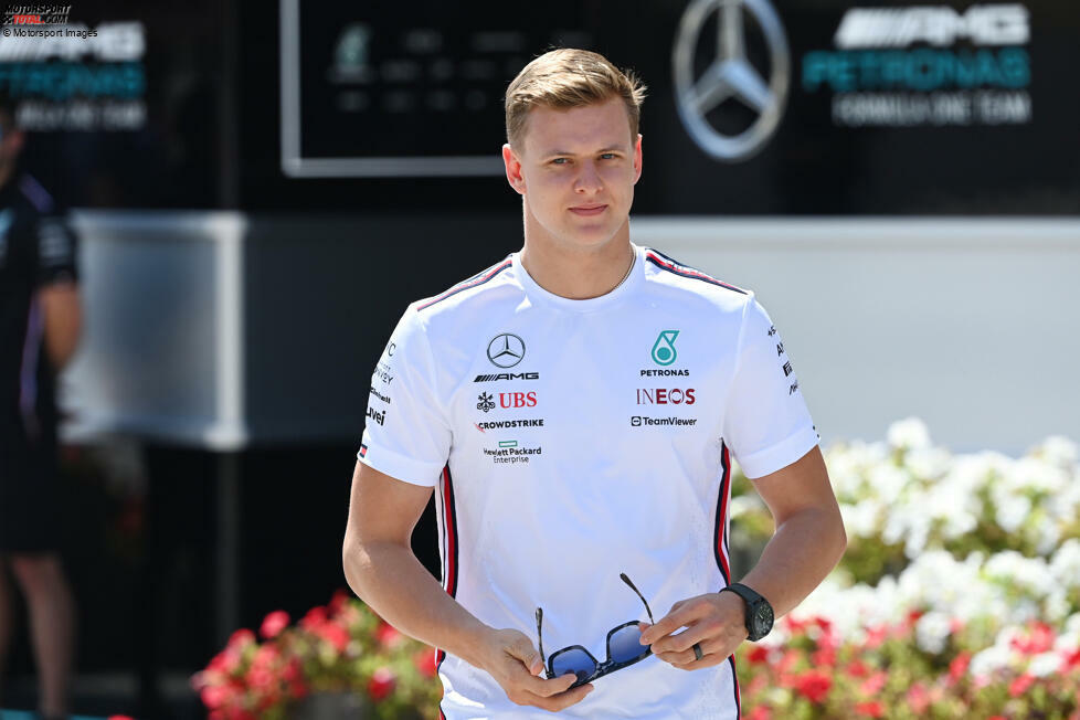 Nach dem Aus bei Haas wird Mick Schumacher noch im Winter 2022 als Test- und Ersatzfahrer bei Mercedes bestätigt.