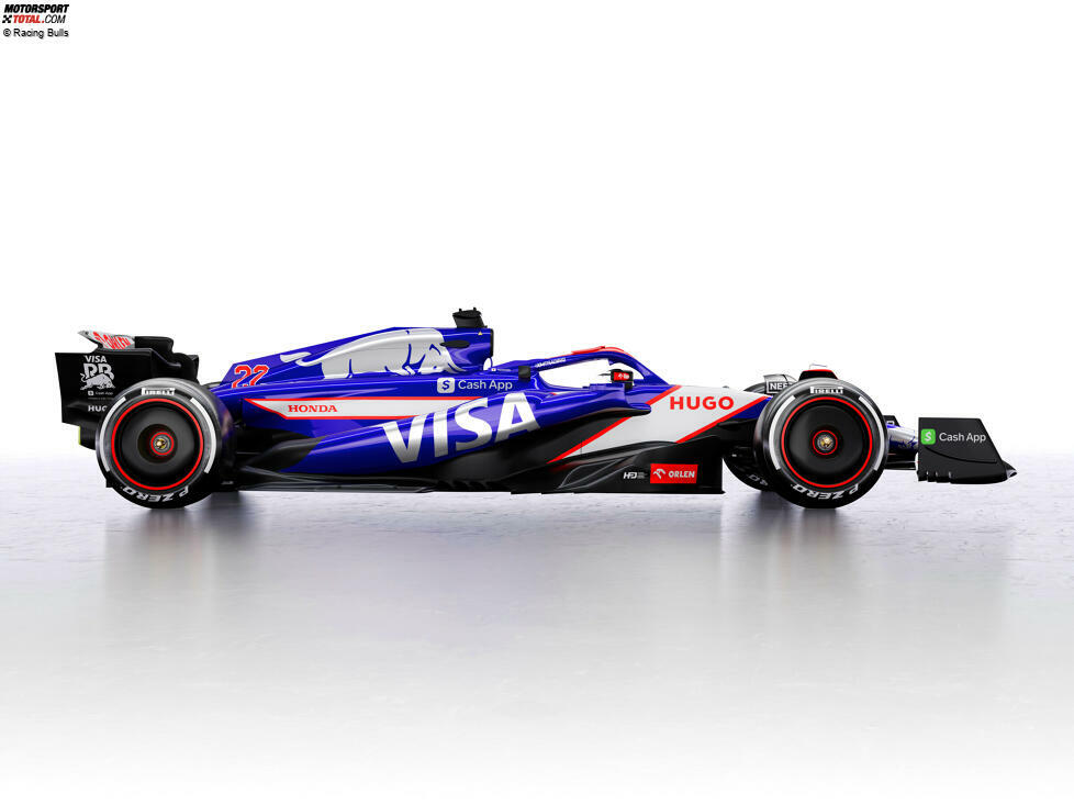 Was sofort auffällt: Das Farbdesign kommt uns bekannt vor. Denn das Blau und der silberne Bulle ähneln dem Look, den das Team in seiner früheren Form als Toro Rosso von 2017 bis 2019 schon einmal in der Formel 1 verwendet hat. Zum Vergleich ...