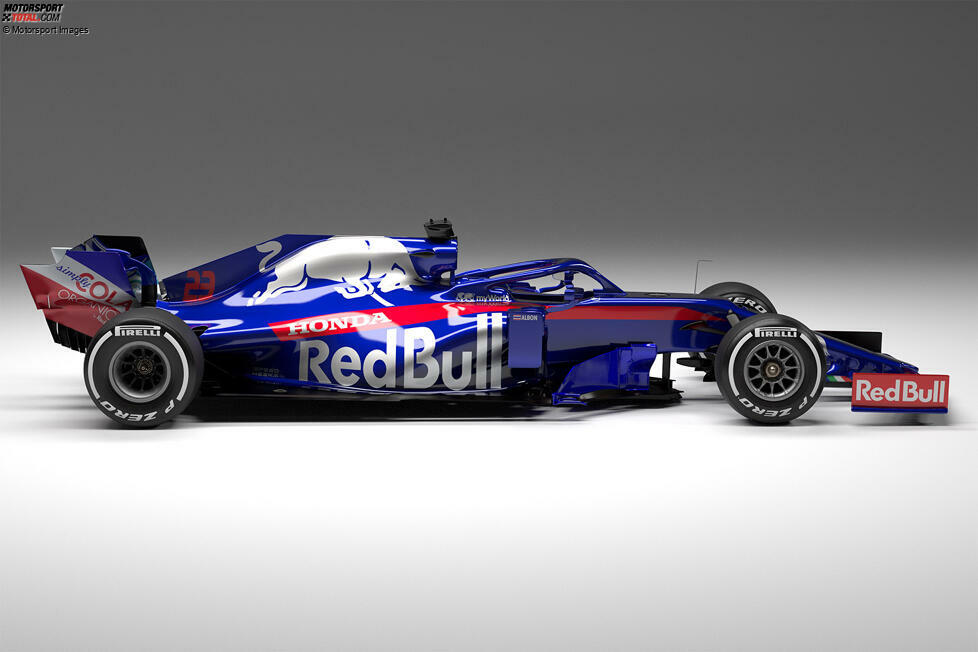 ... sehen wir hier den Toro Rosso STR14 aus der Saison 2019. Davon hat man sich vielleicht zumindest inspirieren lassen für das Farbdesign des VCARB 01 für 2024. Ganz neu ...