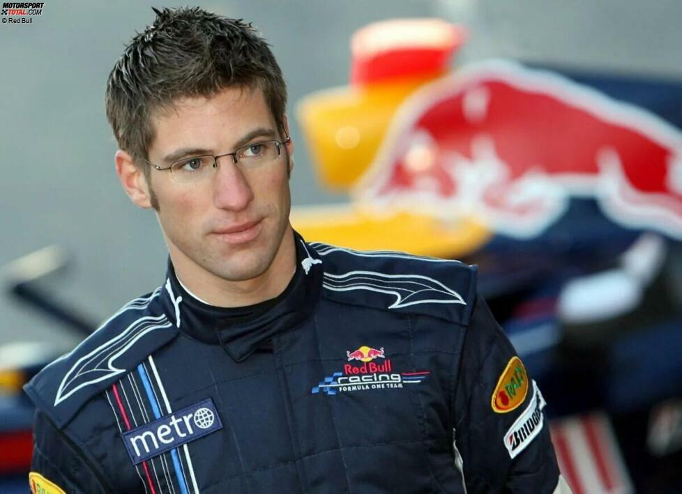 Und wer den Porsche-Supercup verfolgt hat, der kennt ihn ganz genau: Michael Ammermüller galt Mitte der 2000er als deutsche Formel-1-Hoffnung und war sogar dritter Fahrer von Red Bull. Zu einem Einsatz kam es aber nie. Die großen Erfolge feierte er später mit drei Titeln in Folge im Porsche-Supercup.