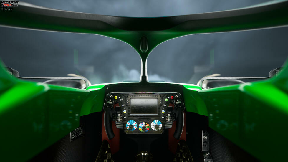Dafür gibt es bei Sauber noch einen Bonus, den man so nicht überall kriegt: die Cockpitperspektive mit Lenkrad und Halo. Das ist in der Formel-1-Saison 2024 also der Blick von Bottas und Zhou, die im dritten Jahr für das Team antreten.
